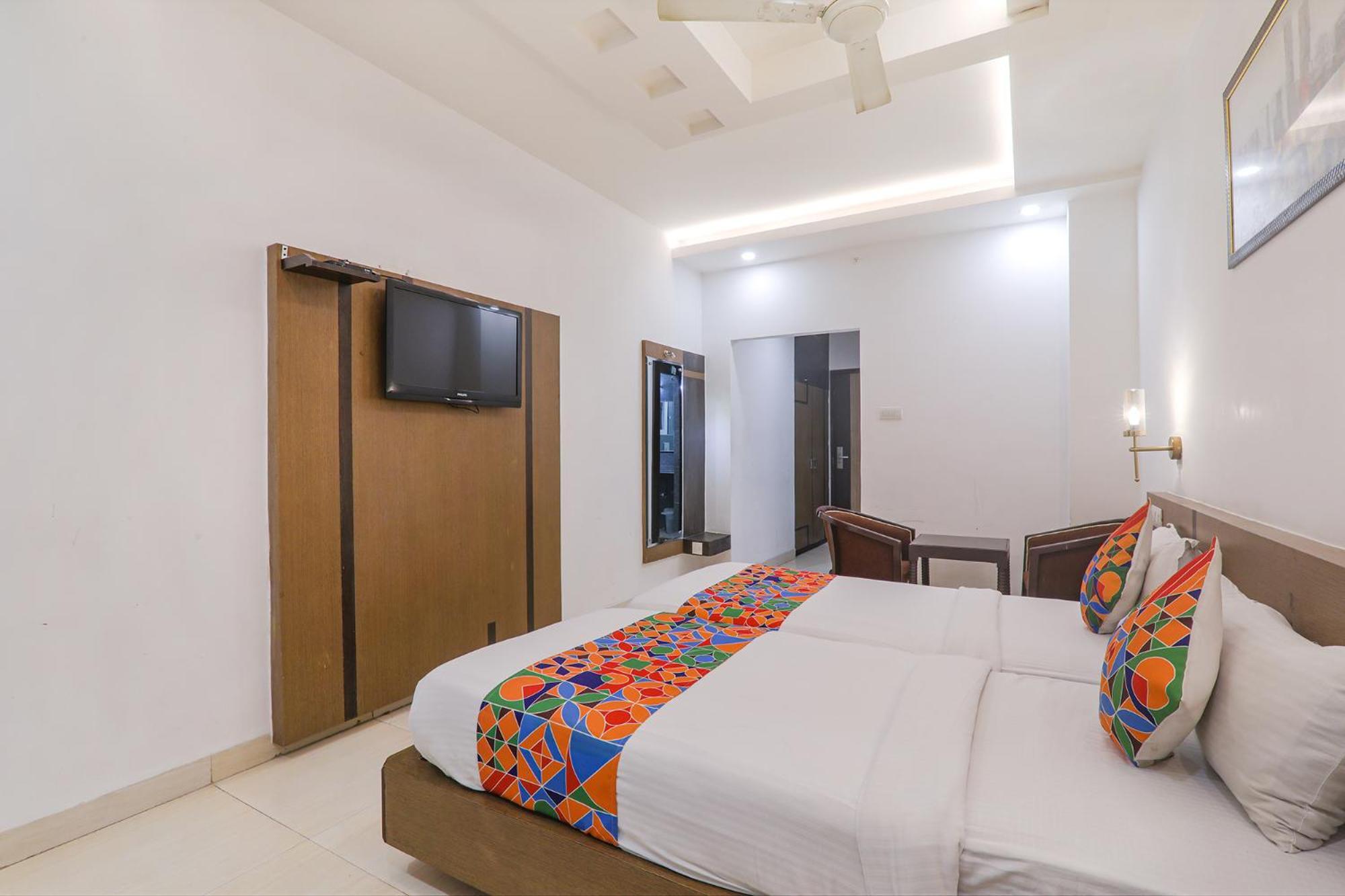 Fabhotel Prime The Continental ラクナウ エクステリア 写真