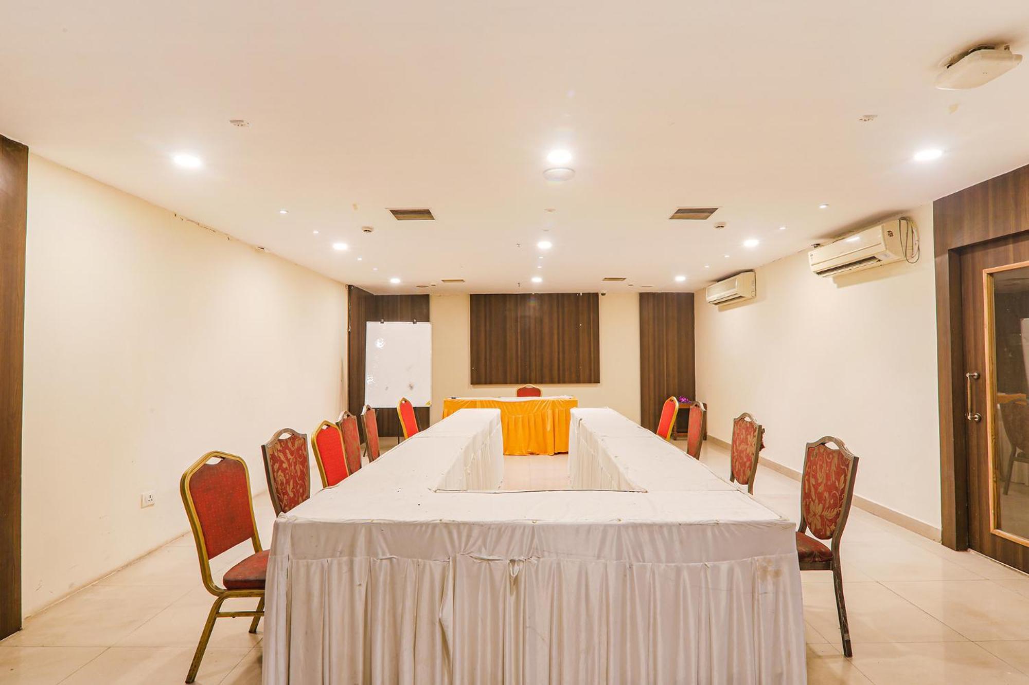 Fabhotel Prime The Continental ラクナウ エクステリア 写真