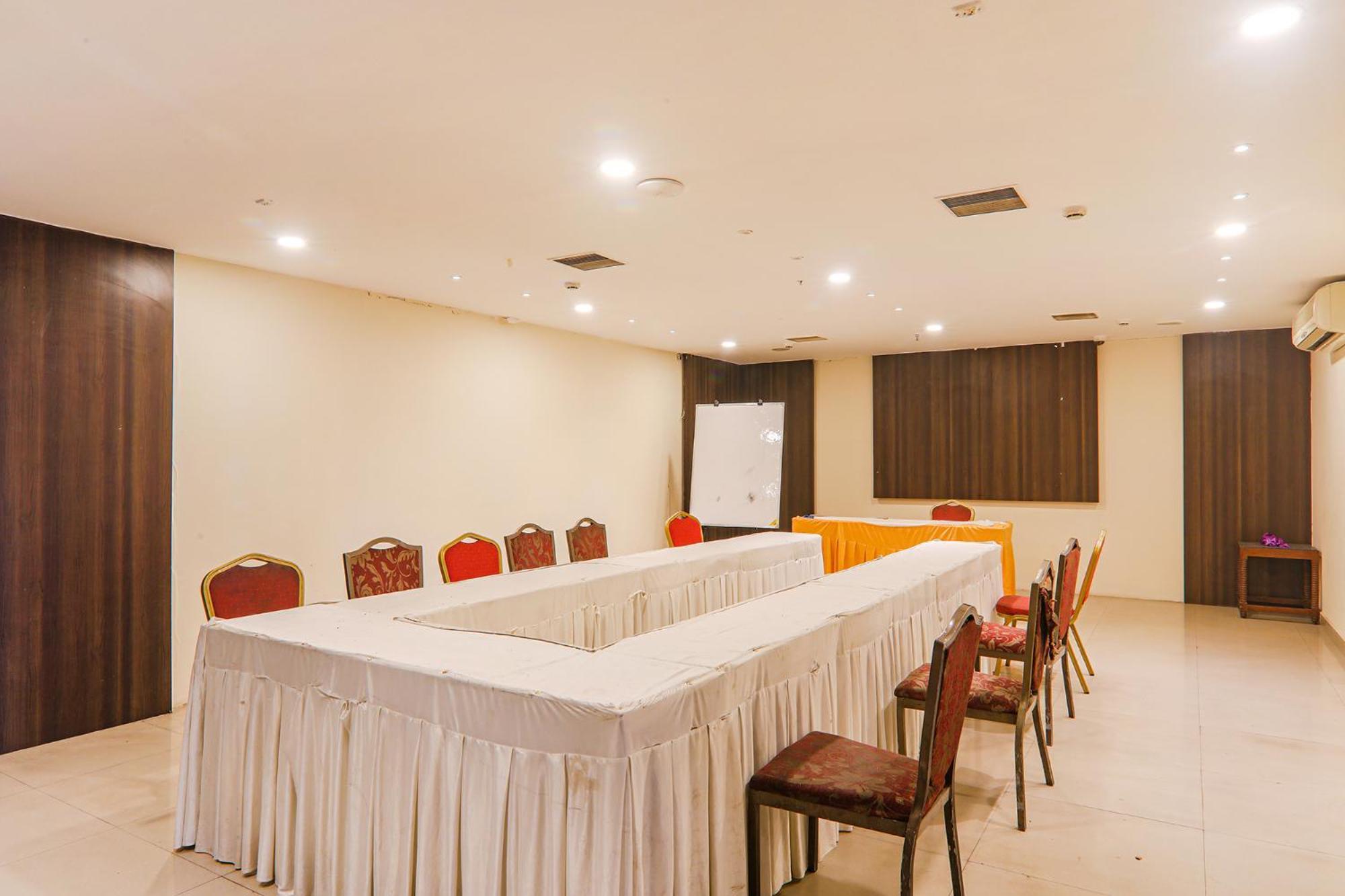 Fabhotel Prime The Continental ラクナウ エクステリア 写真