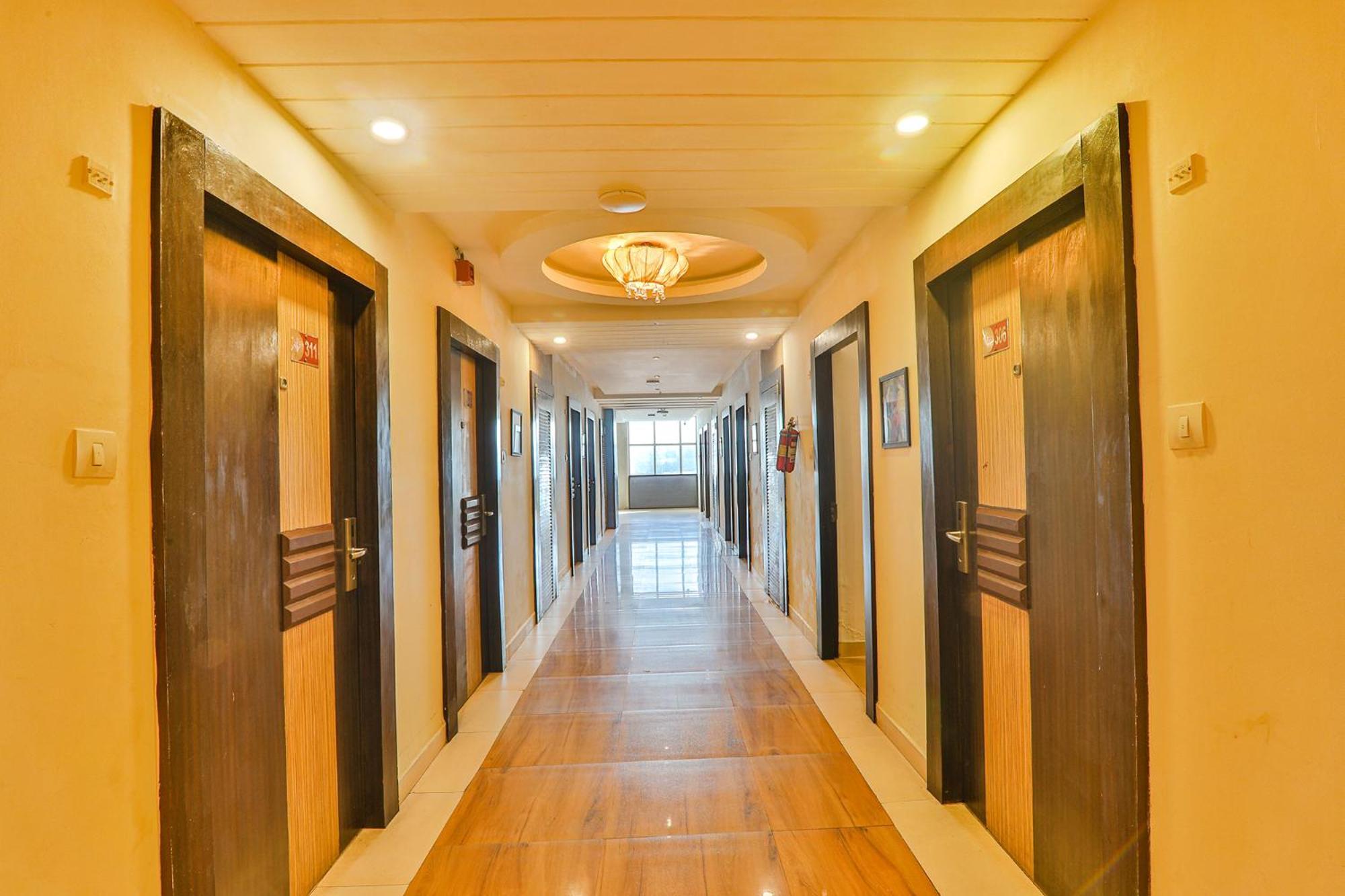 Fabhotel Prime The Continental ラクナウ エクステリア 写真